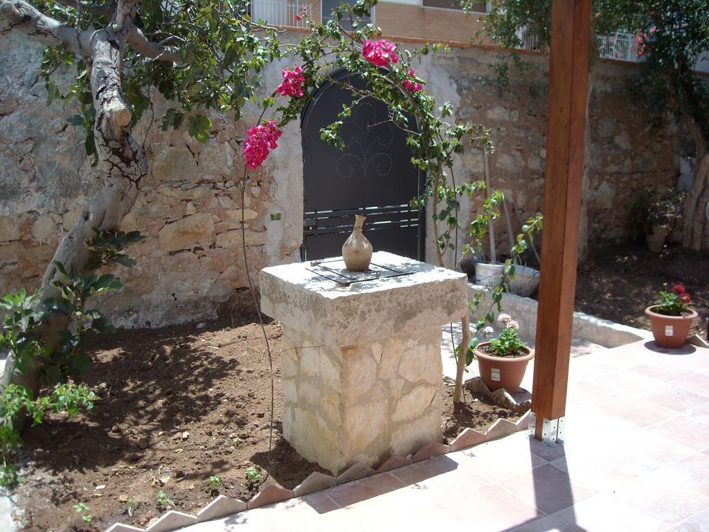 Case Nausica Marina di Ragusa Rom bilde